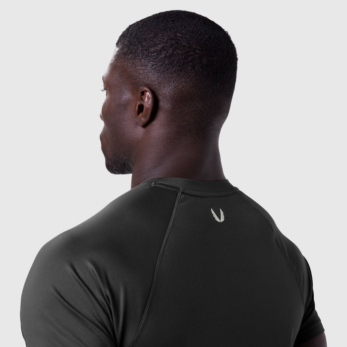 AeroSilver Established Tee in black worn by model, back view