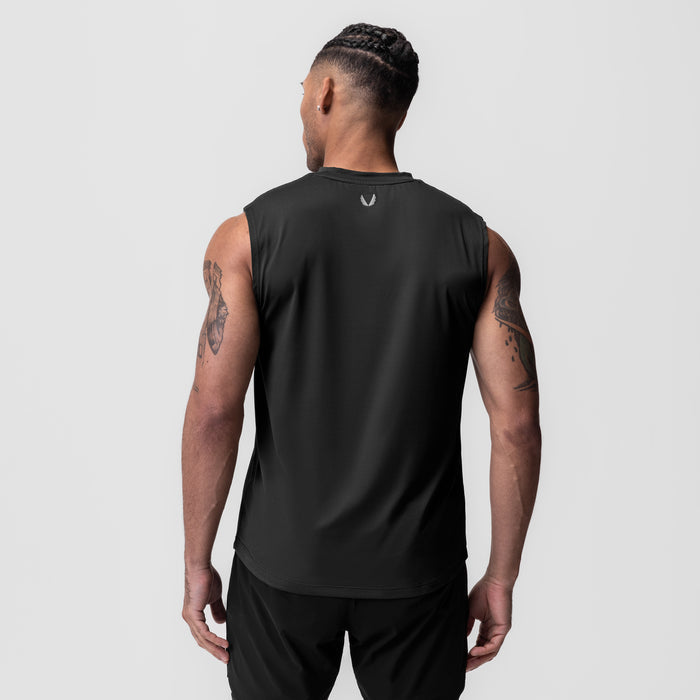 AeroSilver Cutoff Tank in black, rear view on model