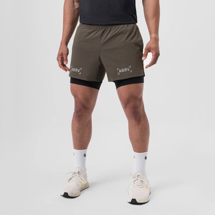 Ripstop 5" Liner Short in deep taupe worn by model, front view