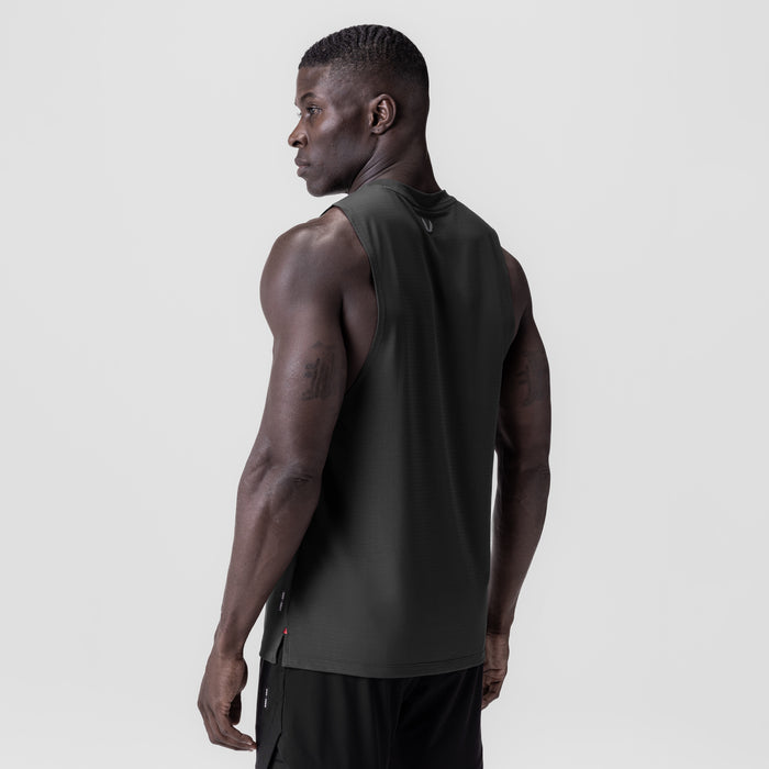 3D-Lite® 2.0 Lycra® Muscle Tank in space grey worn by model, side profile view