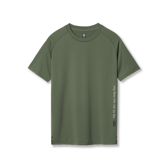 flatlay 3D-Lite 2.0 Lycra Fitted Tee in olive green, front view