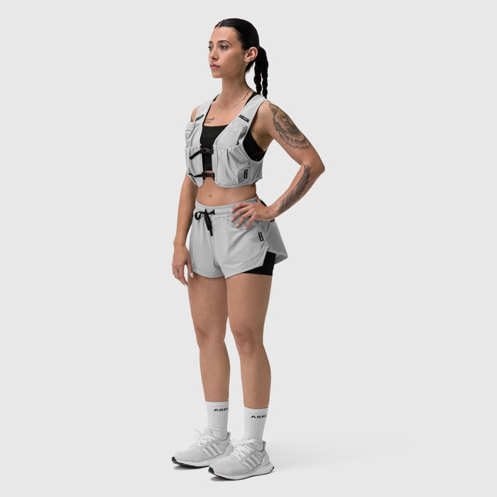 1080 Run Pack in Slate Grey, front view on model