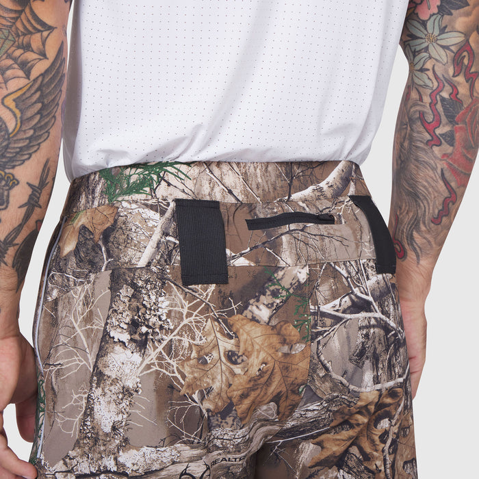 Aerotex Distance Short in Realtree Edge Blade camo, worn by model showing waistband and fit