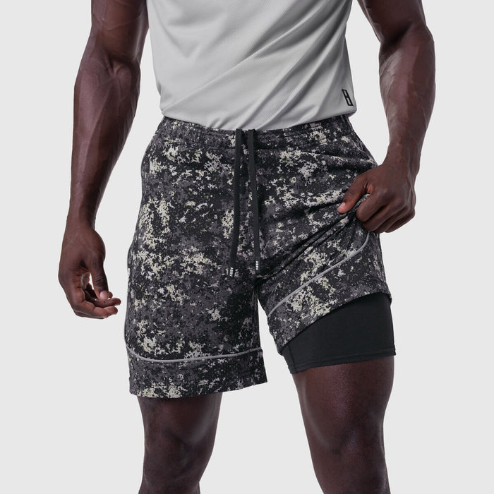 Ion-Mesh Modal Liner Short in pixel camo worn by model, front view