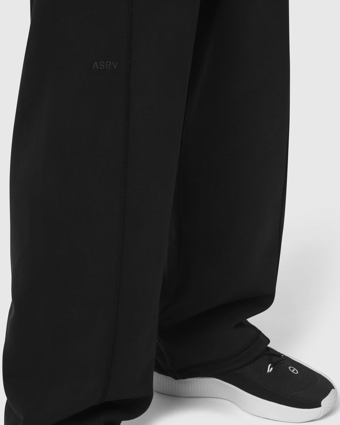 1221. Tech Essential™ Cinch Sweatpants - Black Sun Fade