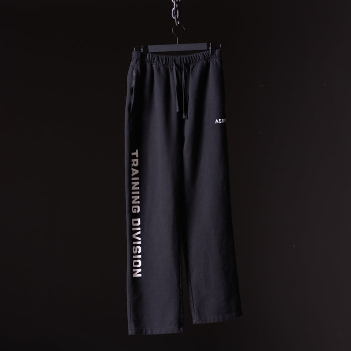 FA'23 Straight Leg Jogger in black, displayed on hanger against dark background