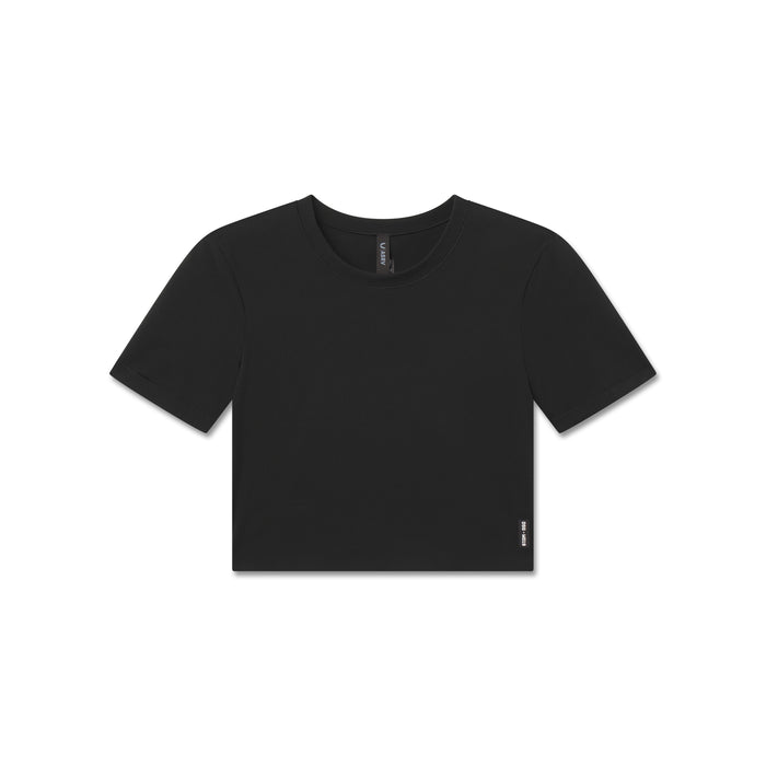 flatlay W019 Lycra cropped tee in black, front view