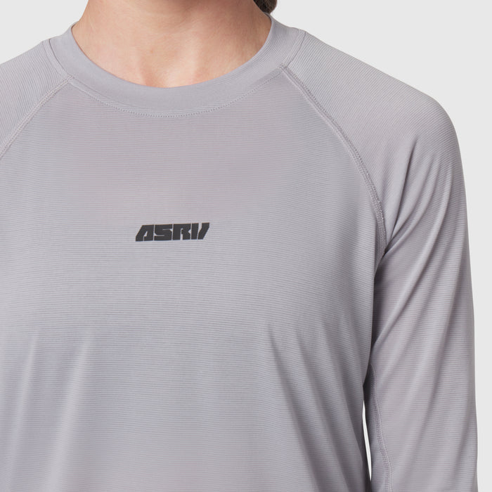 Polartec® Delta longsleeve in slate grey worn by model, chest detail view